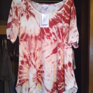 🆕️Lularoe brand NWT womens top🆕️